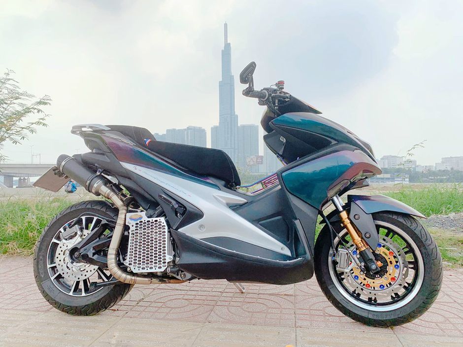 1st ever 200cc NVX in VN, built from scratch, as with my previous projects I do these for my love of bikes and for the press media coverage, once they go viral I then sell the project bikes at a LOSS, that's the way I do things ;-)

FAMOUS PRESS MEDIA ARTICLE BY 